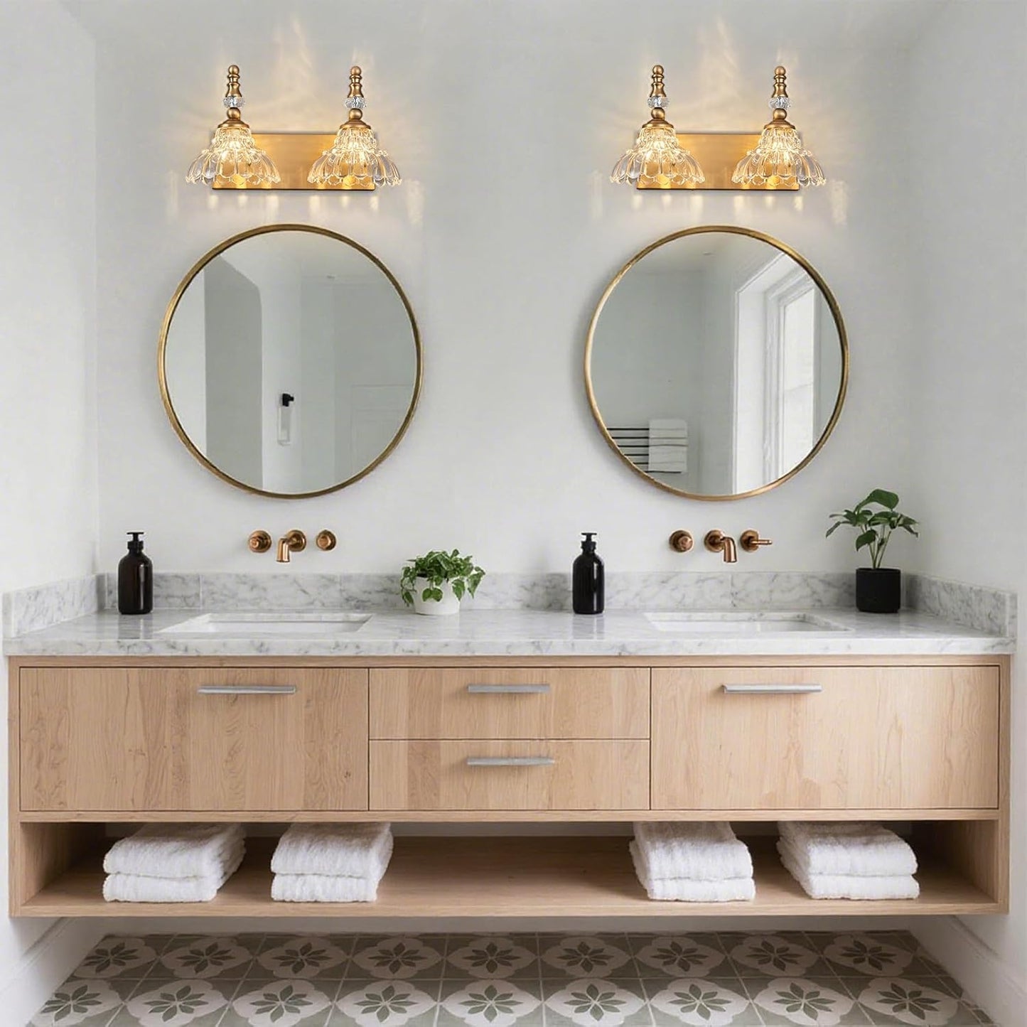 Vintage Bathroom Vanity Light, 2-Light Brass Vanity Lighting Fixture with Flower Glass Shade, Bathroom Lighting Fixtures Over Mirror