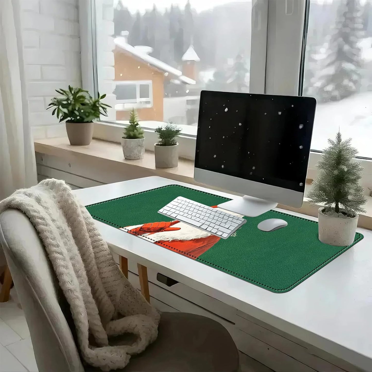 Heated Mouse Pad with 3 Temperature Settings(104°F–122°F),Large 31.5x13 Inch PU Leather Heated Desk Mat,Waterproof Warming Pad for Office,Gaming & Cold Hands Relief,Santa Christmas