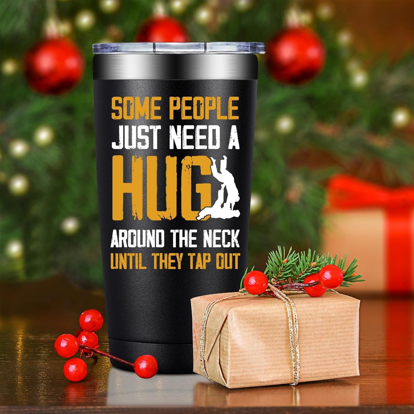 SpenMeta Christmas Jiu Jitsu Gifts for Men - Jiu Jitsu Gifts for Jiu-Jitsu Lovers, Husband, Boyfriend, Dad - 20oz Some People Just Need a Hug Around The Neck Until They Tap Out Tumbler Cup