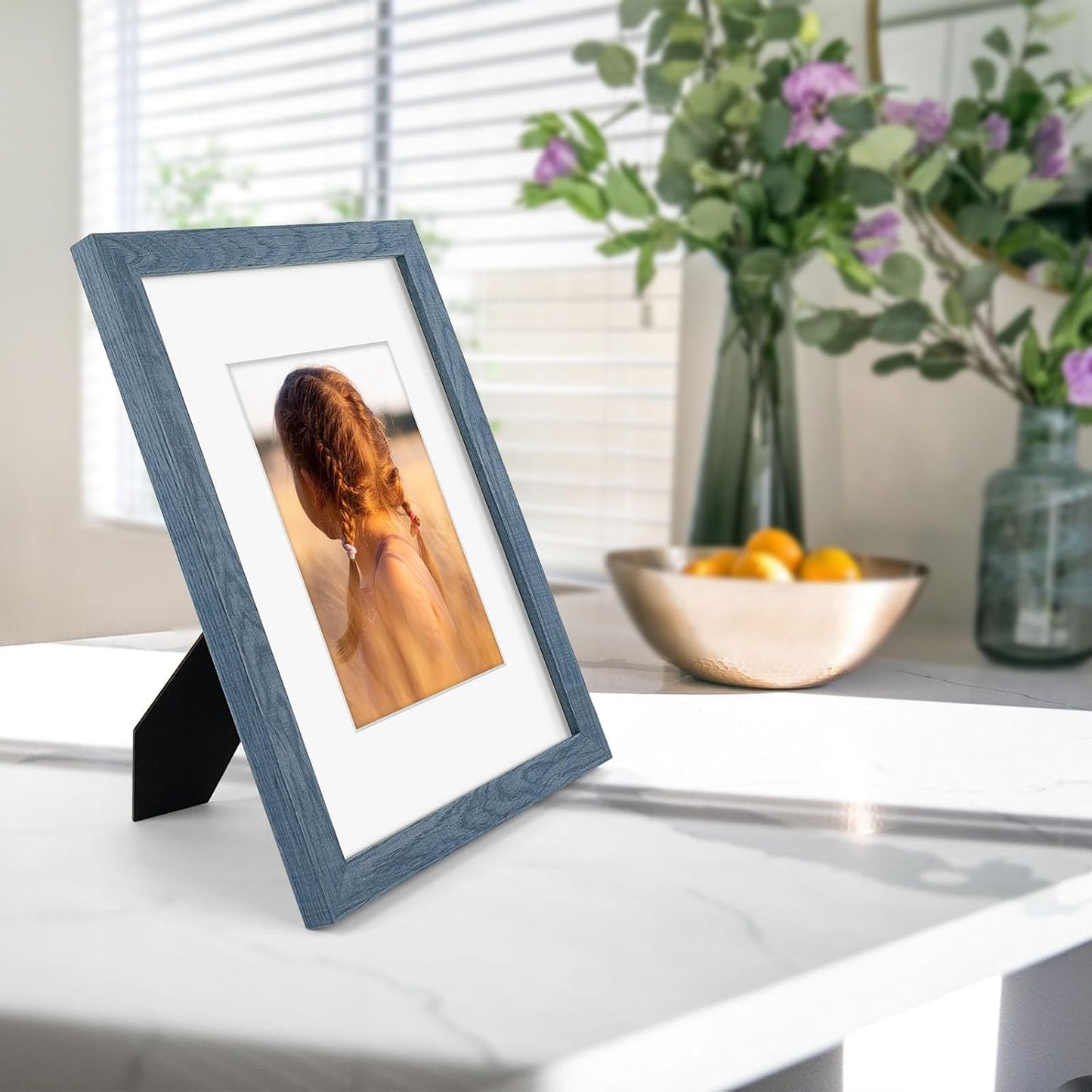 Golden State Art, 9x12 Picture Frame with Mat for 6x8 - High Definition Glass Wall Mounting Horizontal Vertical Display (Blue, 2 Pack)