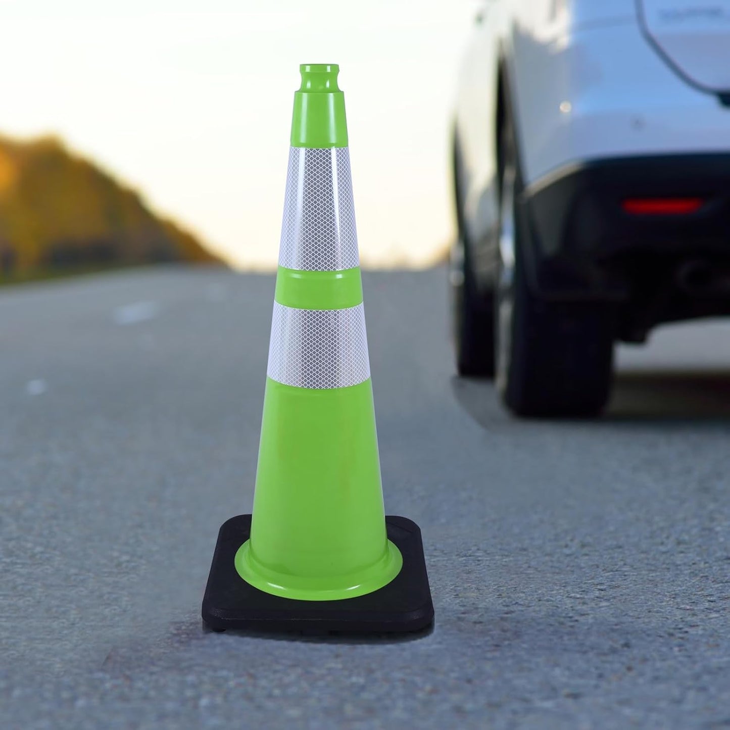 6 Pack 28 Inch Green Traffic Cones with Reflective Strips, Heavy Duty Black Base Cones for Outdoor Events, Driveways and Construction Zones (6, Green, 28 Inch)