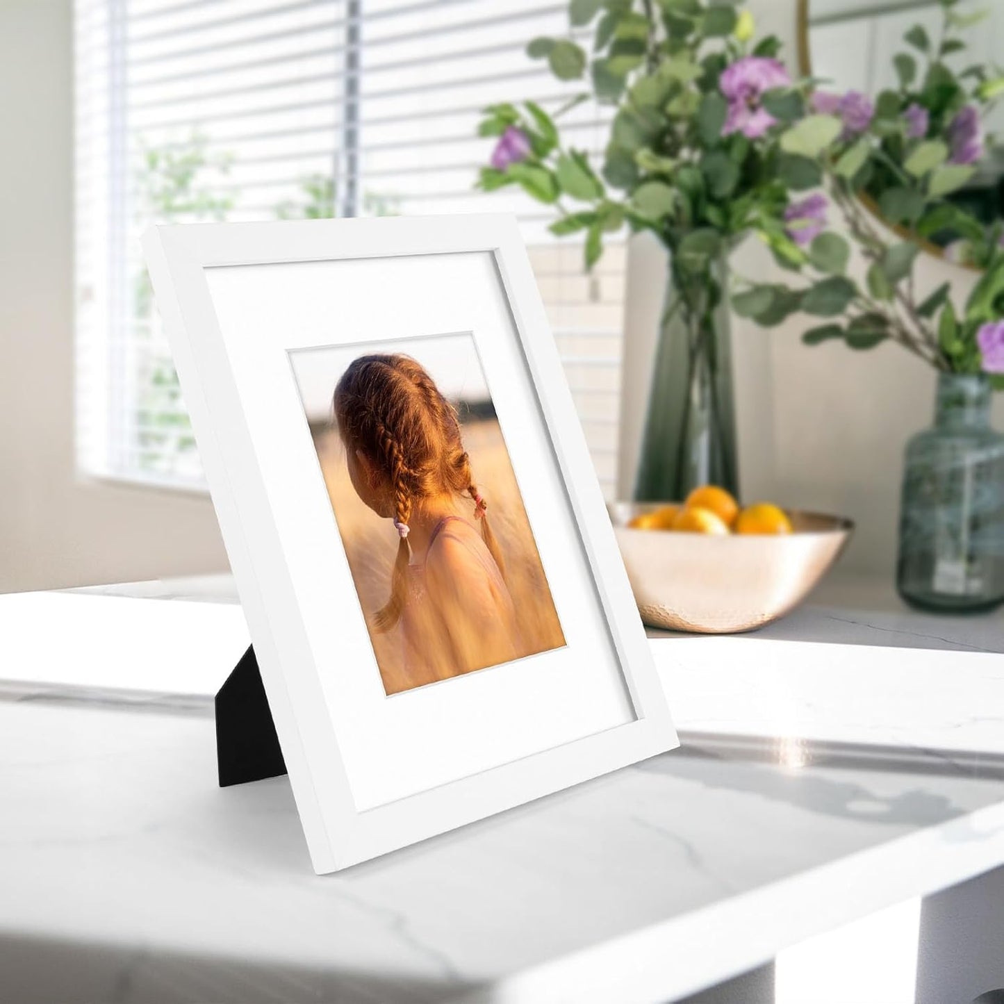 Golden State Art, 9x12 Picture Frame with Mat for 6x8 - High Definition Glass Wall Mounting Horizontal Vertical Display (White, 1 Pack)