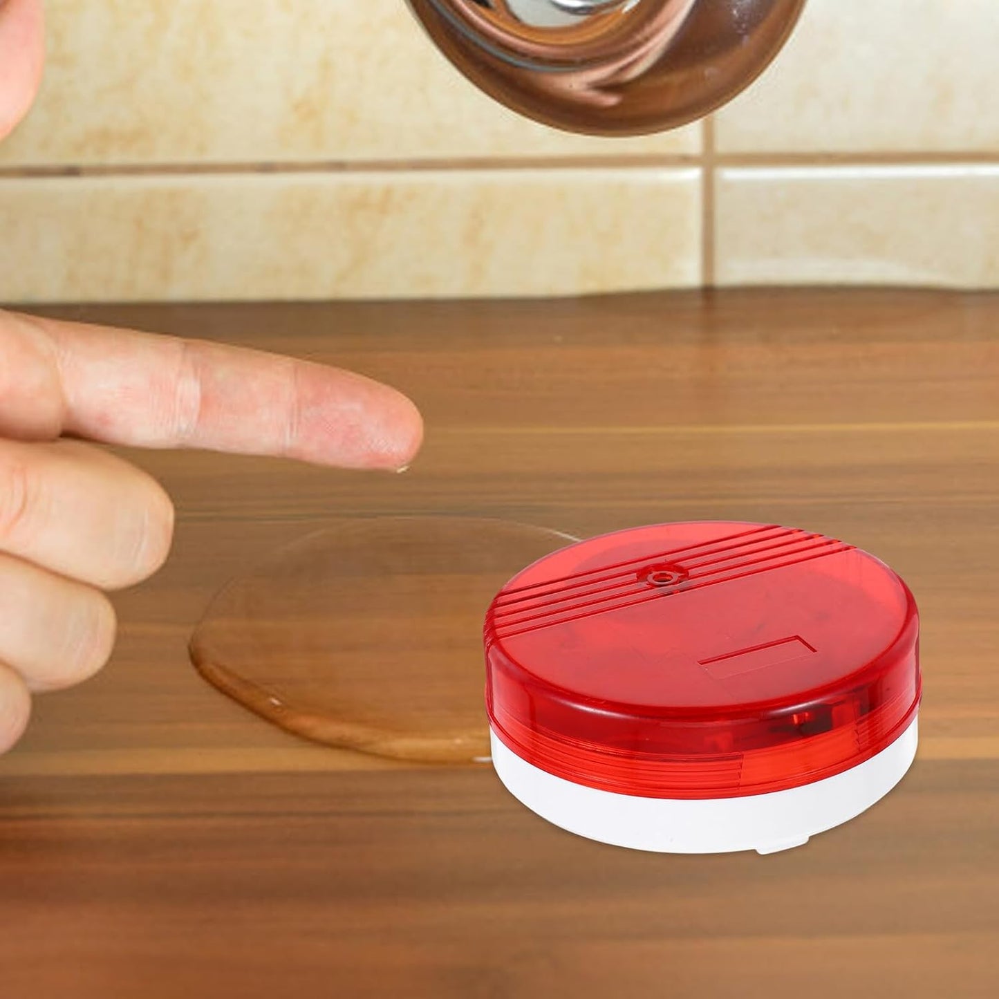 Water Leak Sensor Smart Leak Detection Alarm for Home Basement Bathroom Laundry with Sensitive Rapid Response and Immediate Water Level Alerts