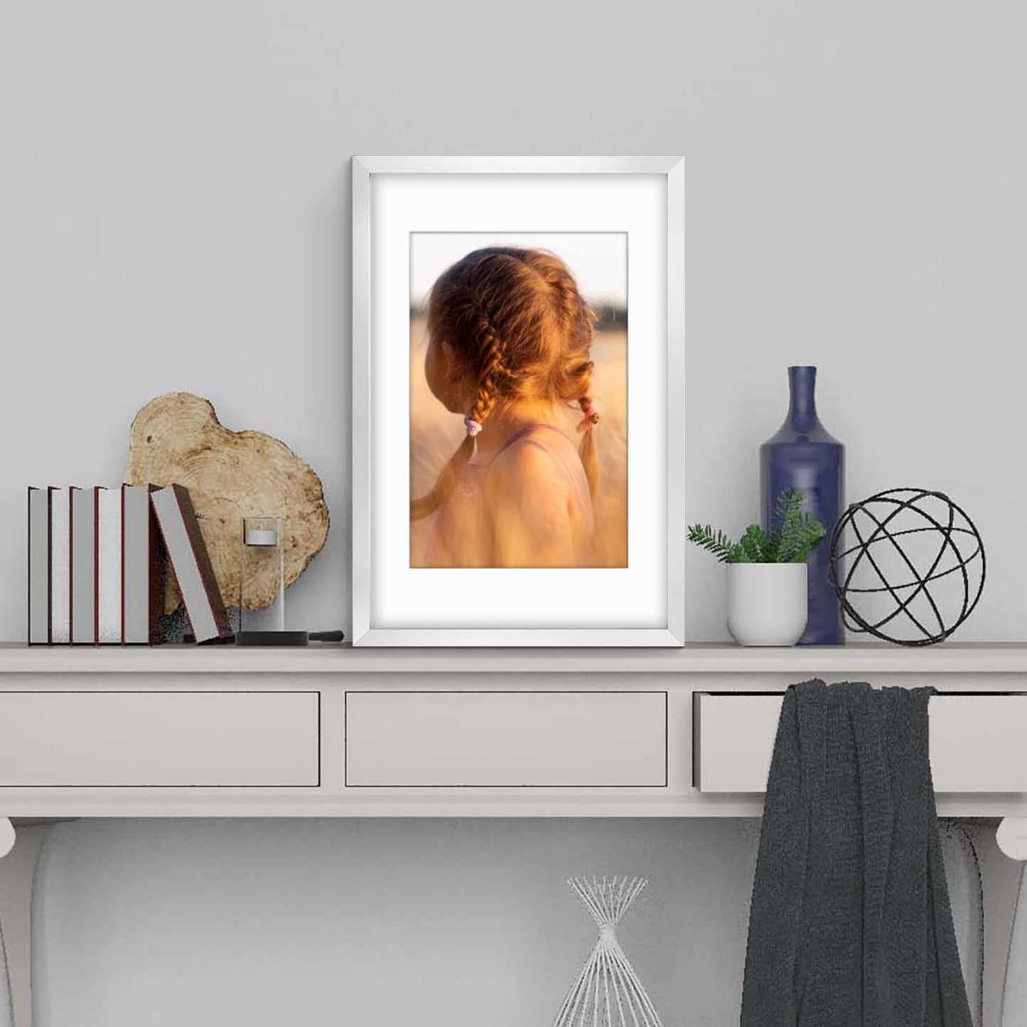 Golden State Art, 16X24 Picture Frame with Mat for 12X18 - High Definition Glass Wall Mounting Horizontal Vertical Display (Silver, 1 Pack)