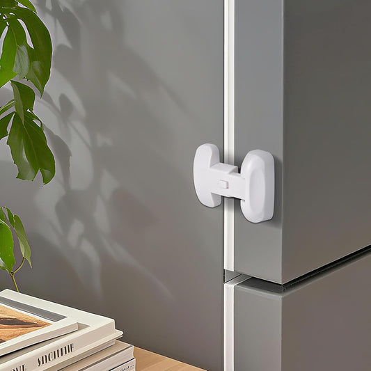 Refrigerator Fridge Door Lock for Kids Child Safety Locks for Doors Freezer Door Lock Easy to Install Keep Door Closed Child Proof Refrigerator，Freezer Door Lock 1 pack, White