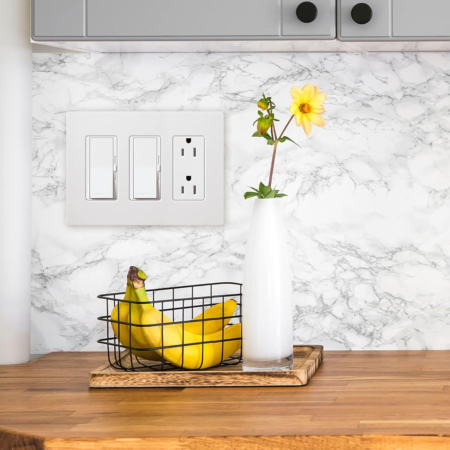 Lutron Claro Light Switch Cover Plate, 3 Gang Wallplate, for Decorator Light Switches, Rocker Light Switch Cover, Outlet Cover, Screwless Switch Plate Cover, Gloss, CW-3-GR, Gray
