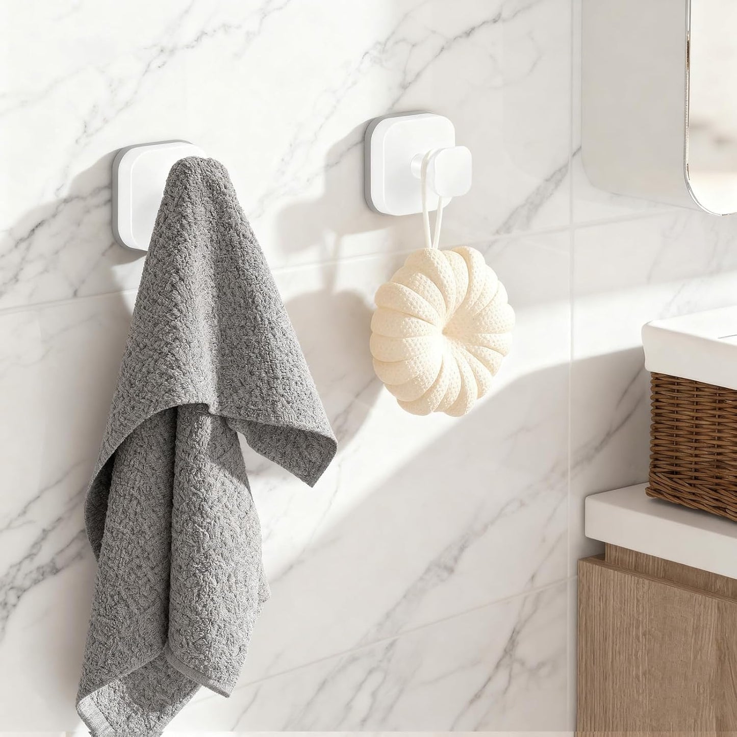 Shower Hooks for Inside Shower,Reusable Suction Cup Hooks for Glass Window,Mirror,Removable Towel Hooks for Bathroom,2 Pack(White)