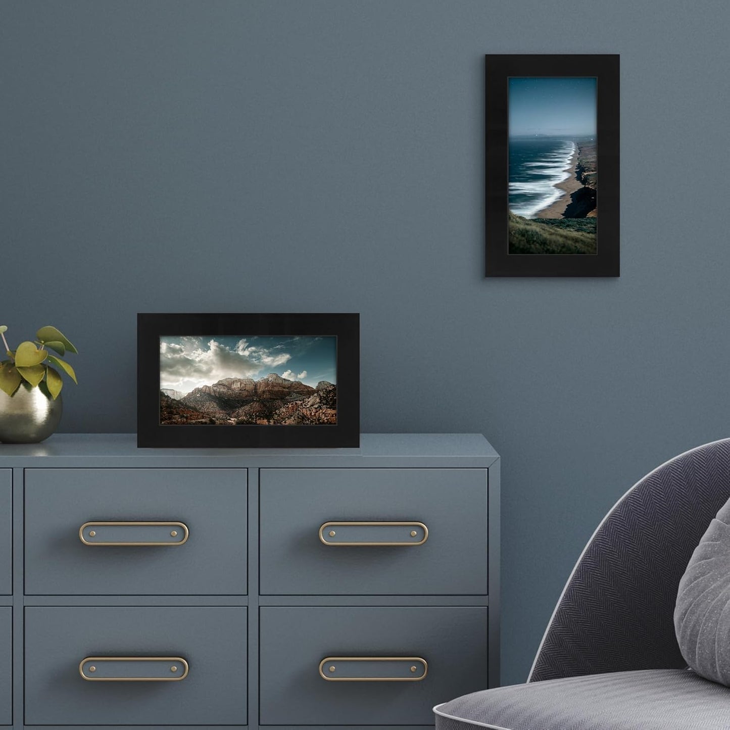 Americanflat 4x8 Picture Frame with Shatter-Resistant Glass - Signature Collection - Gallery-Style Frames Made of Engineered Wood - Photo Frame for Tabletop and Wall Display - Black