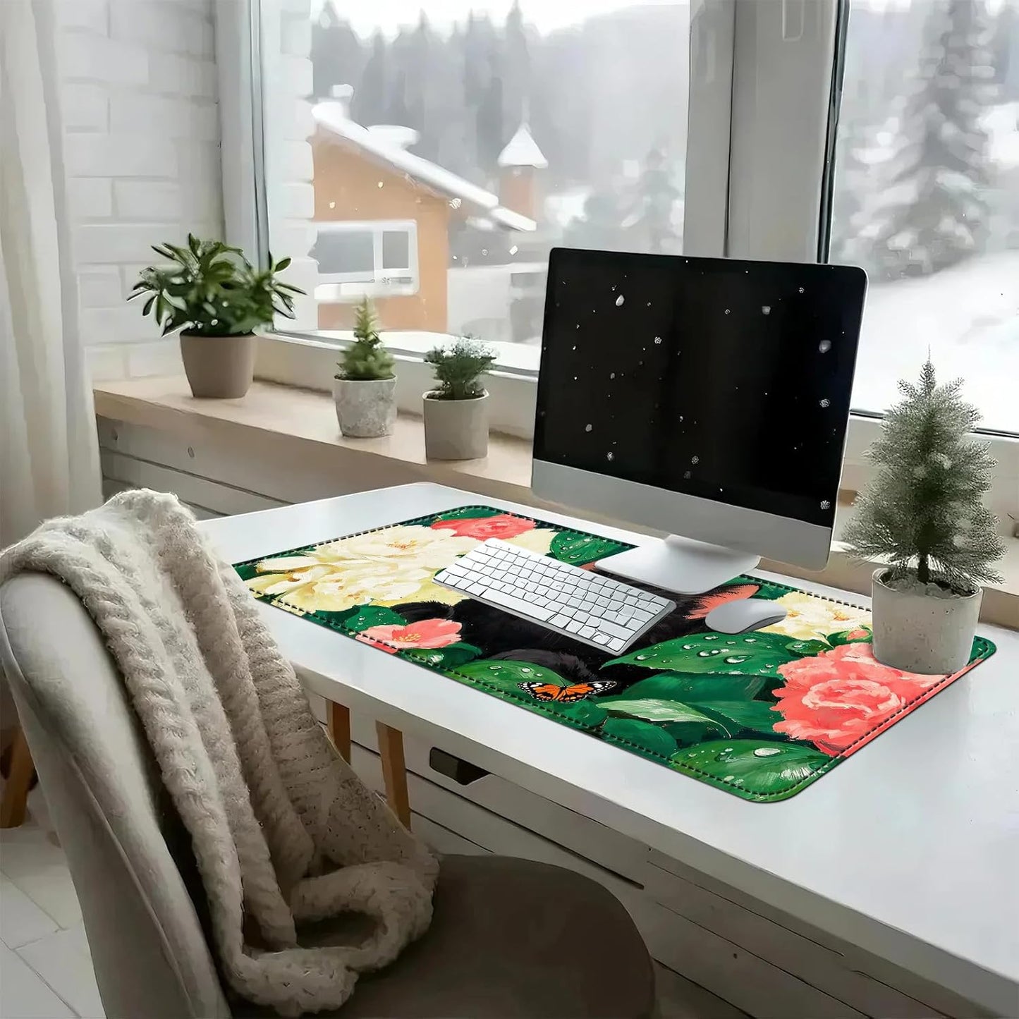Heated Mouse Pad with 3 Temperature Settings(104°F–122°F),Large 31.5x13 Inch PU Leather Heated Desk Mat,Waterproof Warming Pad for Office,Gaming & Cold Hands Relief,Flower Black Cat Art