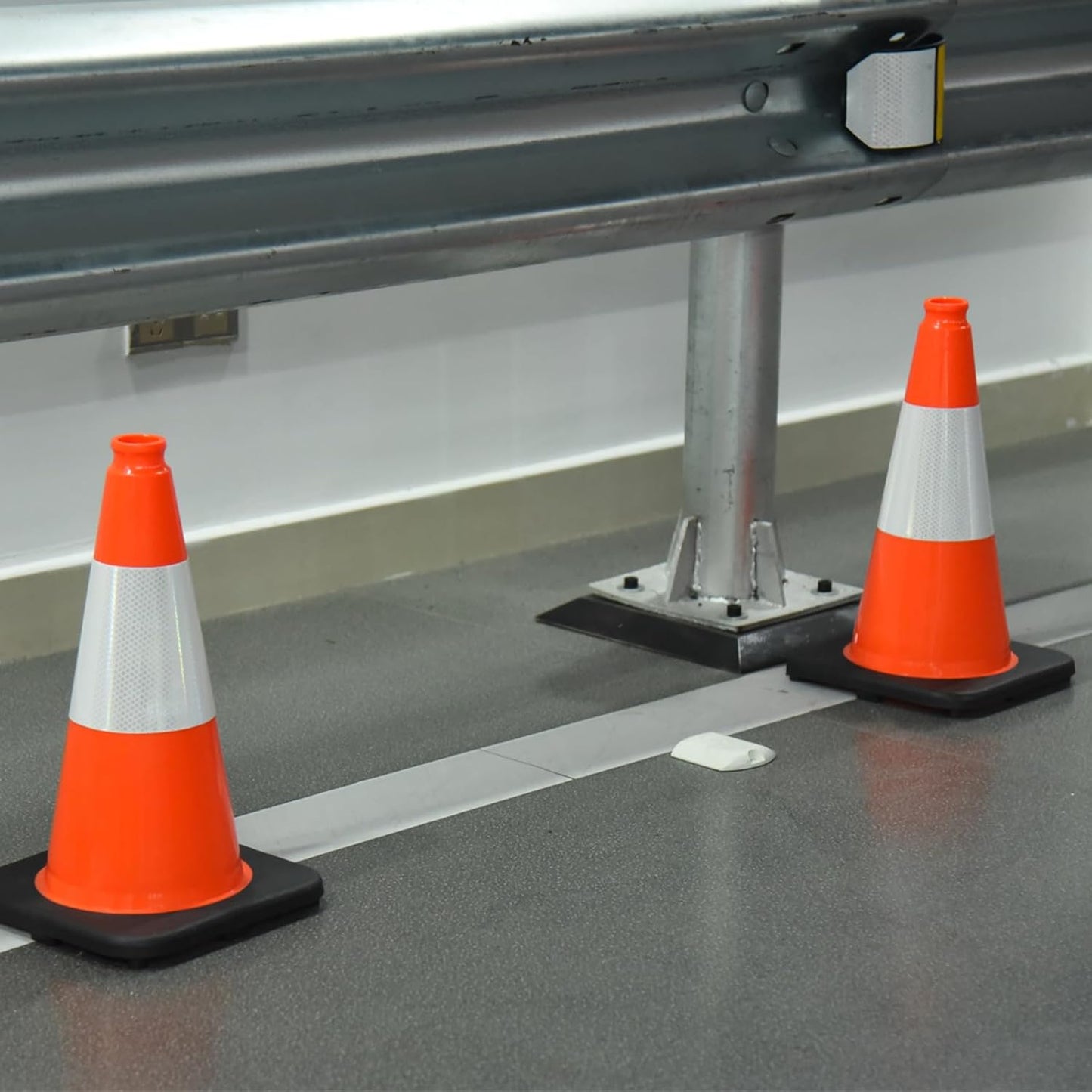 6 Pack 18 Inch Orange Reflective Traffic Cones, Black Base PVC Safety Cones for Construction Sites, Parking Control and Hazard Marking (6, Orange, 18 Inch)