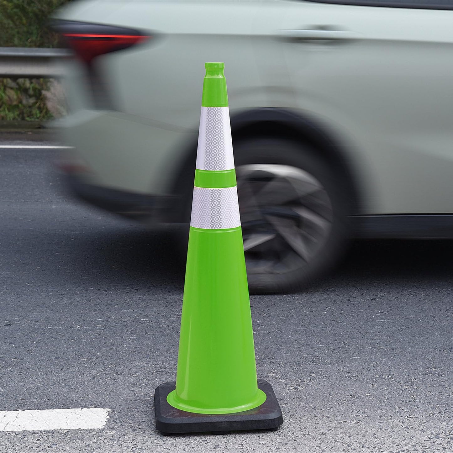 6 Pack 36" Large-Sized PVC Traffic Cones with Heavy-Duty Black Base, Garage Parking Lot Cones Structurally Stable Weatherproof Road Construction Safety Cones (6, Green, 36" Extra Large)