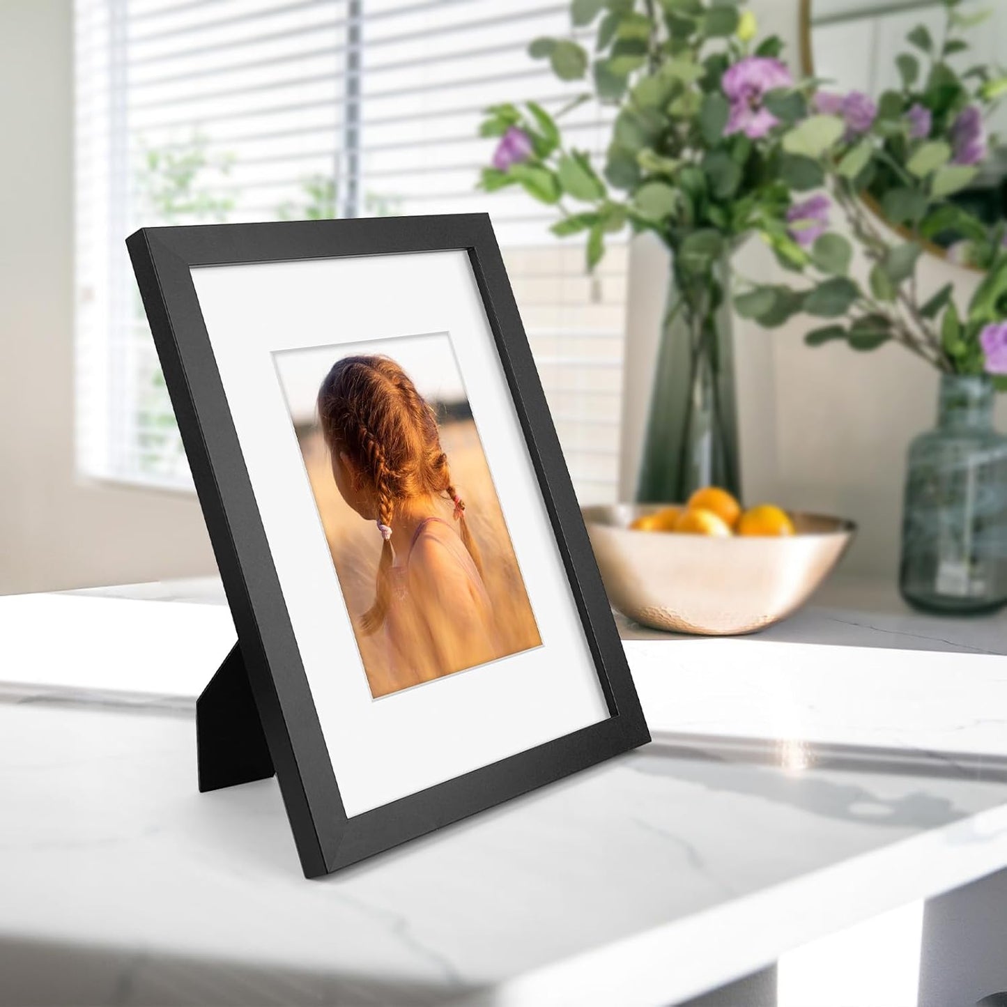 Golden State Art, 9x12 Picture Frame with Mat for 6x8 - High Definition Glass Wall Mounting Horizontal Vertical Display (Black, 1 Pack)
