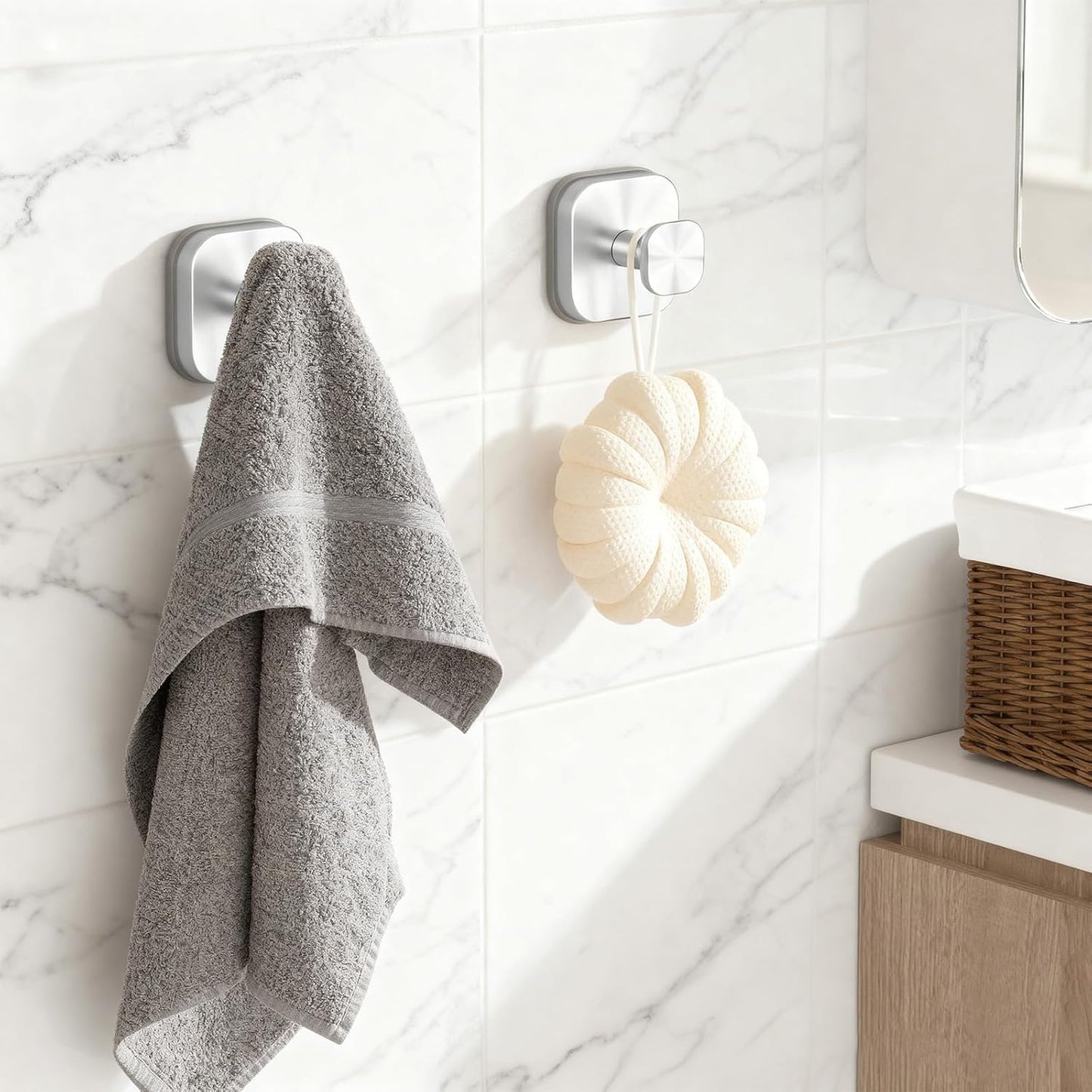 Shower Hooks for Inside Shower,Reusable Suction Cup Hooks for Glass Window,Mirror,Removable Towel Hooks for Bathroom,4 Pack(Silver)