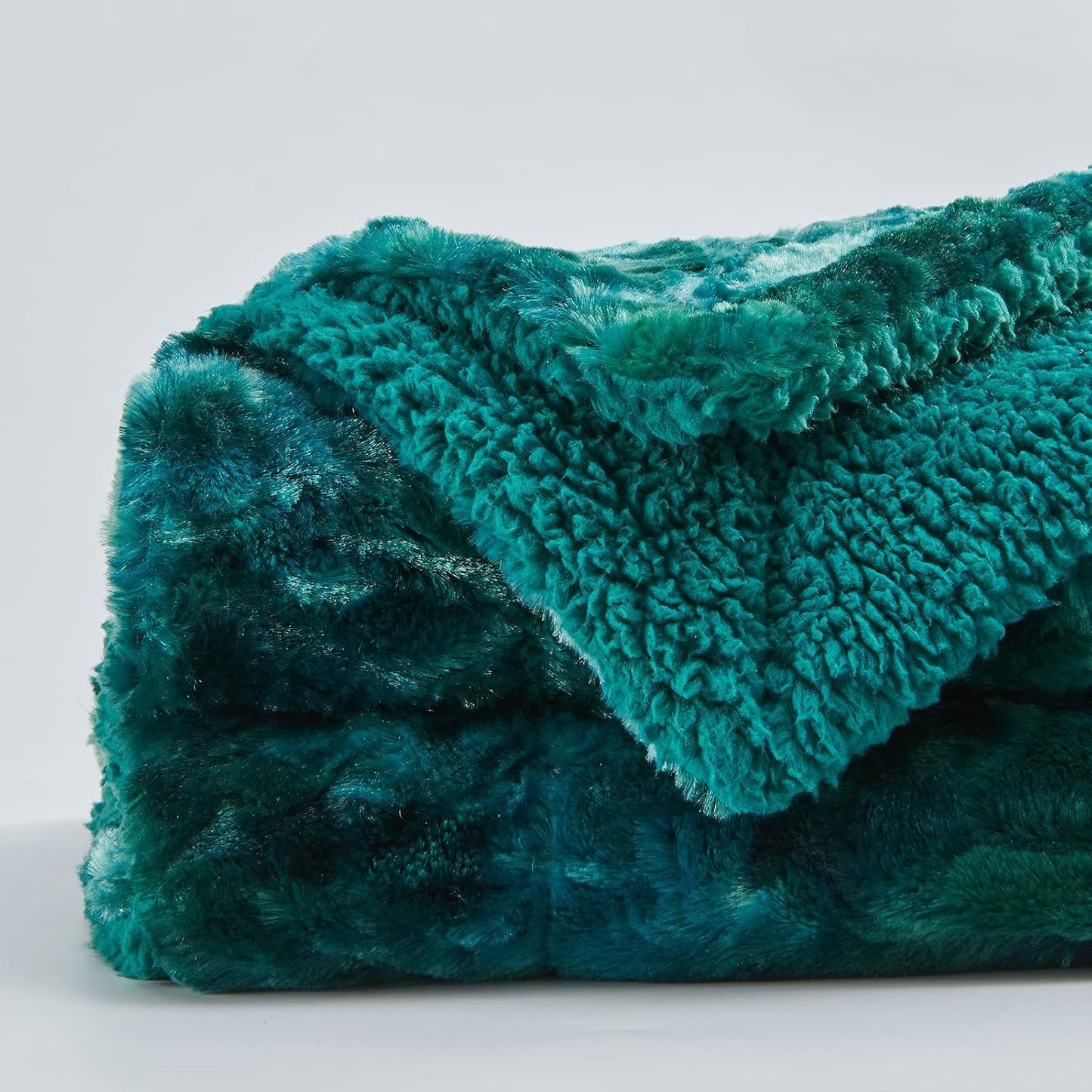 NEWCOSPLAY Super Soft Faux Fur Blanket Twin Size Tie-dye Dark Teal Sherpa Fuzzy Plush Warm Blanket for Sofa Bed (Tie-dye Dark Teal, Twin(60"x80"))