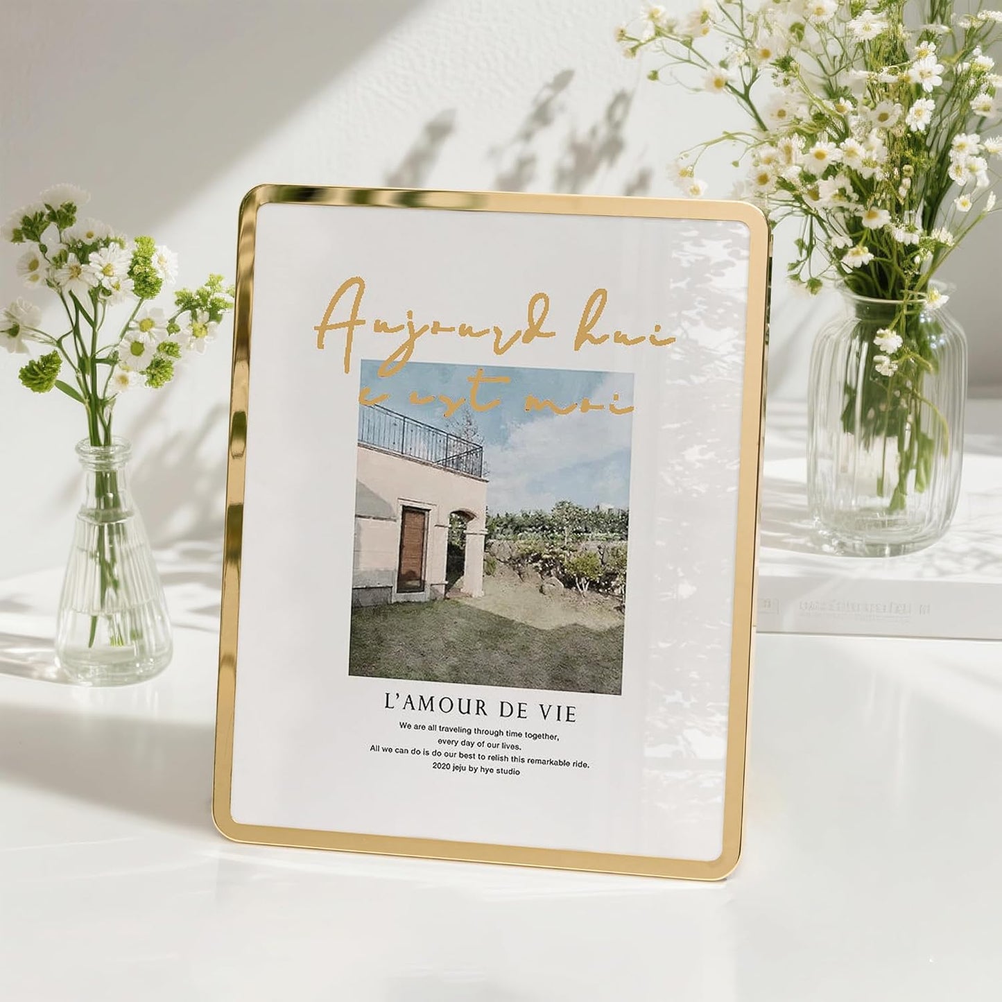 Axeman 8x10 Picture Frame-Metal Rounded Corner Frame 8x10, 8''x10''Photo Frame with Tempered Glass,Tabletop and Wall Display, One-Piece 8 By 10 Metal Picture Frame for images, Gold