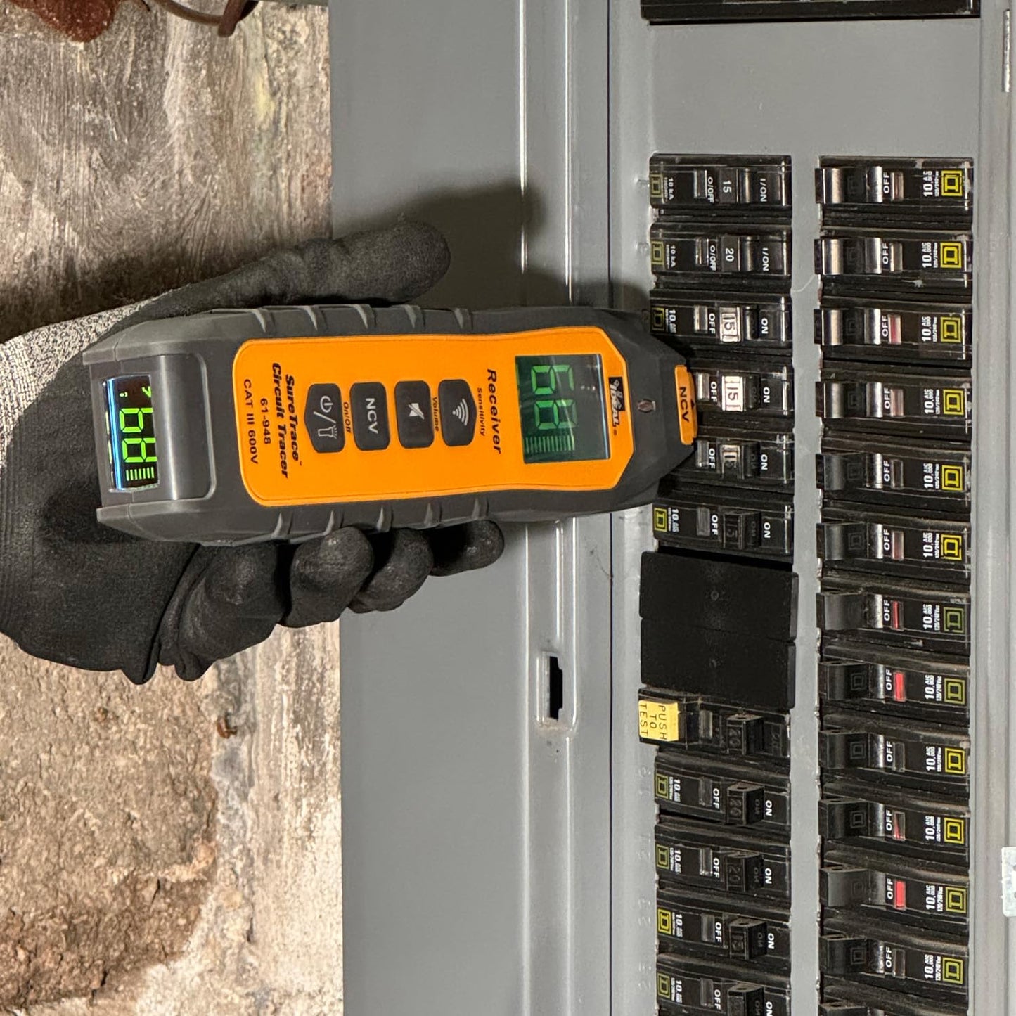 Ideal Electrical SureTrace Plus Circuit Tracer (61-948) 0-600 Volts AC/DC with Built-in Continuity Test and High-Visibility Displays — Find Breakers, Fuses, Wires, Dead Shorts, and Splice Errors