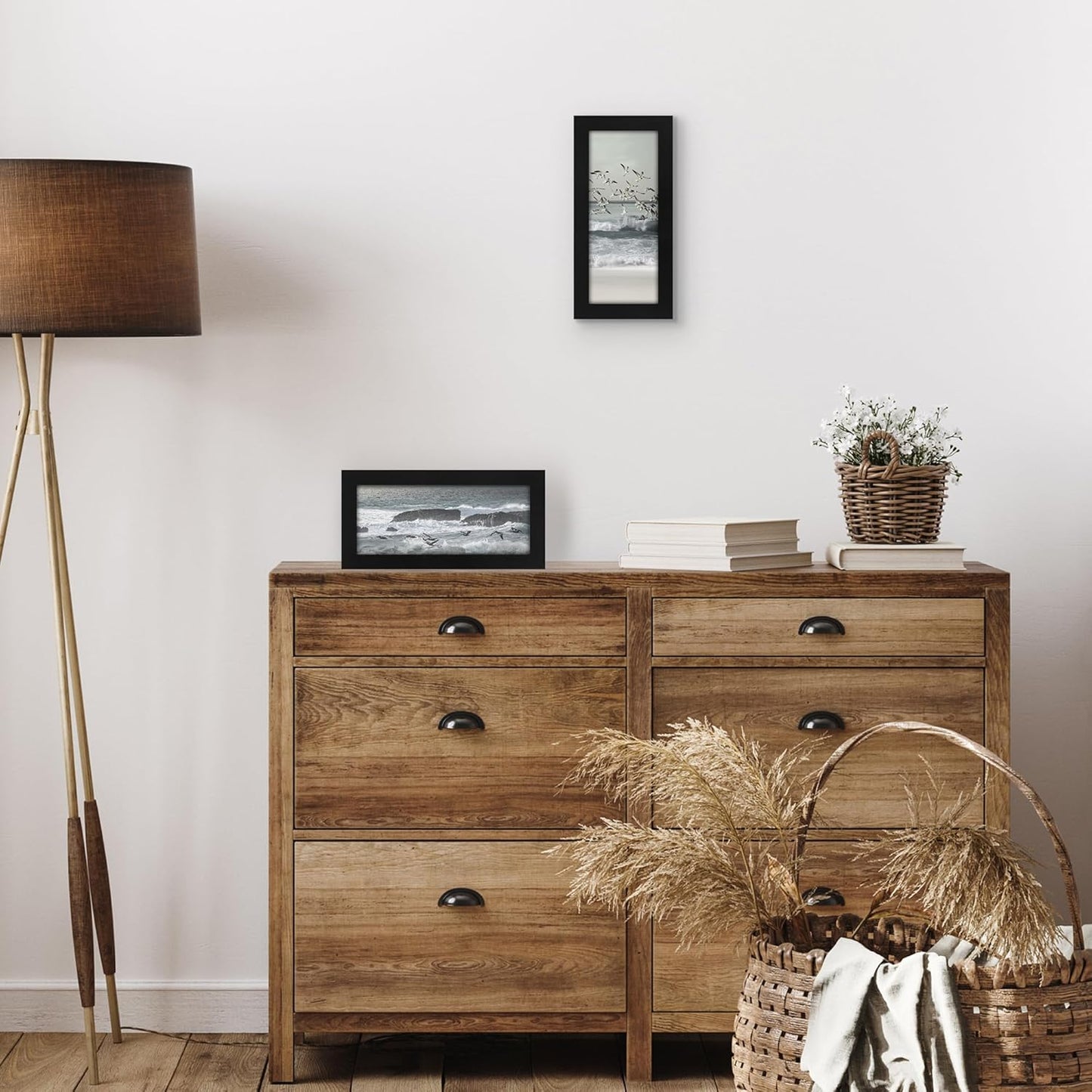 Americanflat 14x10 Picture Frame with Shatter-Resistant Glass - Signature Collection - Gallery-Style Frames Made of Engineered Wood - Photo Frame for Tabletop and Wall Display - Black