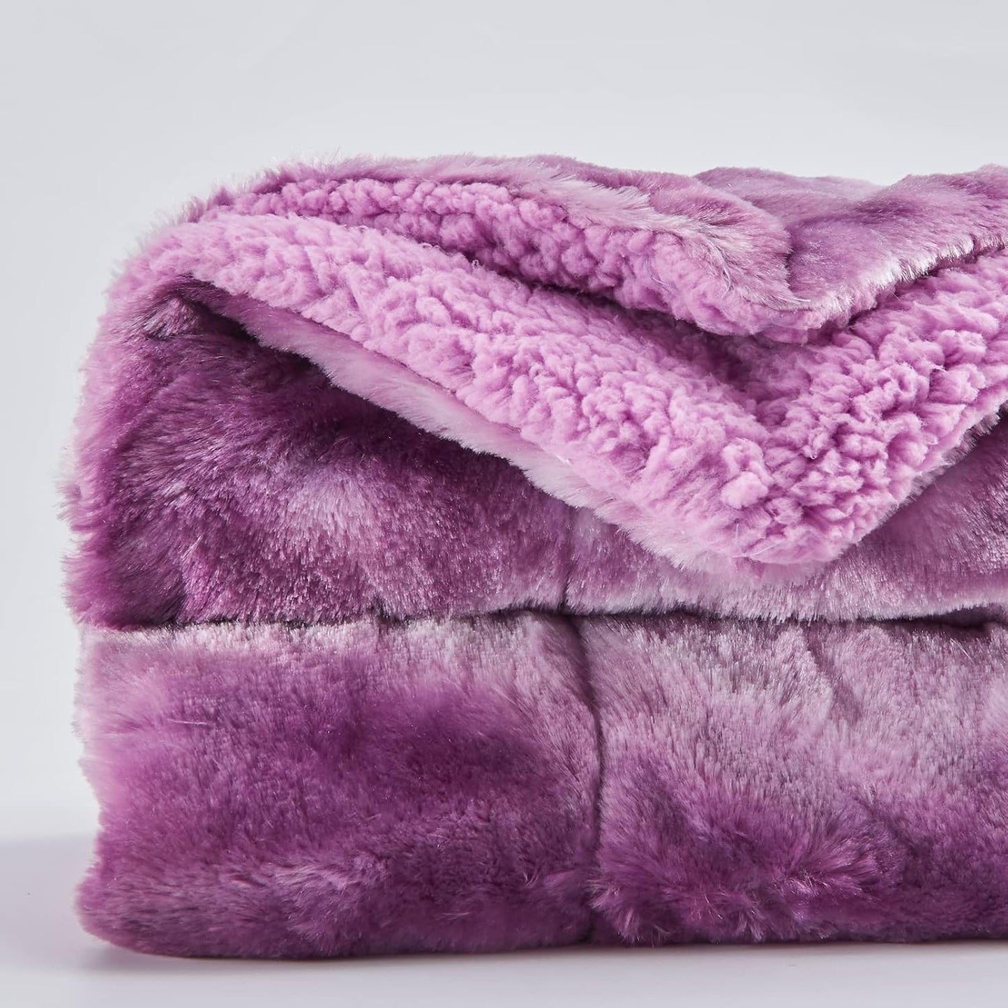NEWCOSPLAY Super Soft Faux Fur Throw Blanket for Couch Light Purple Sherpa Fuzzy Plush Warm Blanket for Sofa Bed (Light Purple, Throw(40"x50"))