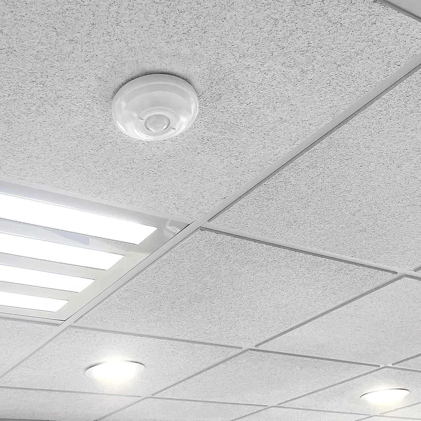Maxxima Ceiling Mount 360 Degree PIR Occupancy Sensor - Hard-Wired Motion Sensor, LED Compatible, Commercial or Residential Automatic Sensing Solution for Indoor Use at Max Height 15ft, 120-277V