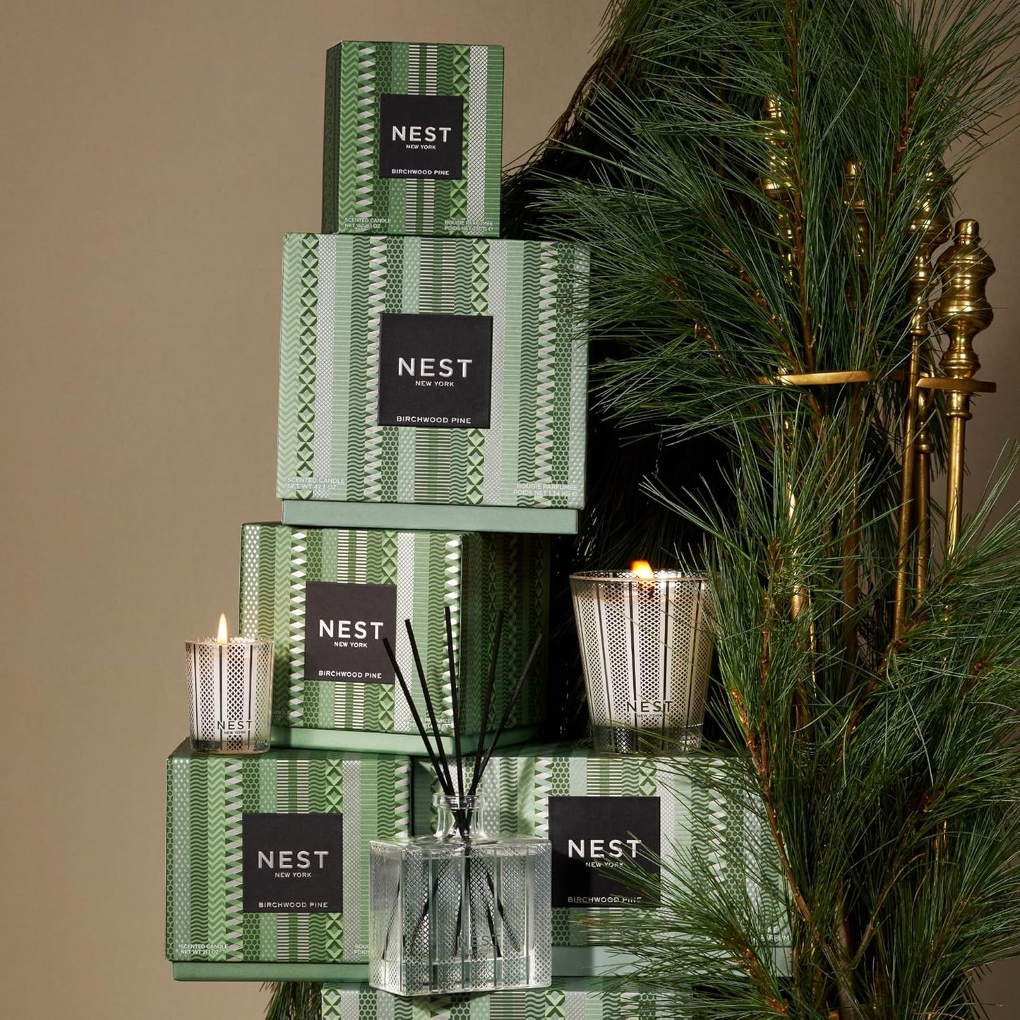 NEST New York Christmas Tree Reed Diffuser, Birchwood Pine - 5.9 fl oz - Fragrance for Up to 90 Days - Reusable, Refillable Glass Holder - Includes 8 All-Natural Reed Sticks - Flame Free