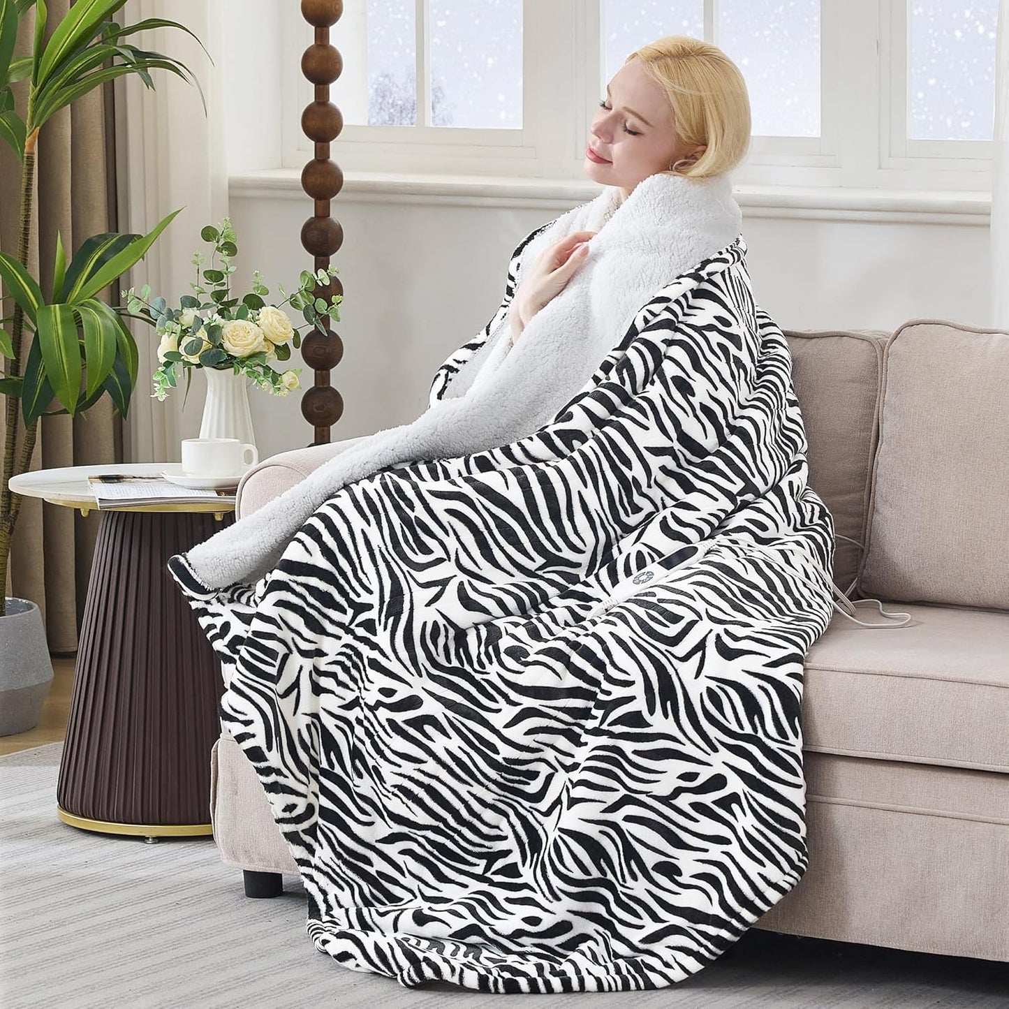 Electric Blanket Twin Size - Reversible Sherpa & Flannel, 62"× 84" Heated Throw Blanket with 6 Heat Settings & 1-12H Timer, Machine Washable, Warm Gift for Women, Tiger